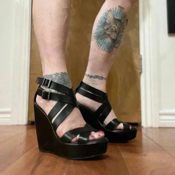 Kork-Ease Hailey Strappy Platform Wedge Sandals Shoes Black Leather 9 40.5 - Picture 2 of 12